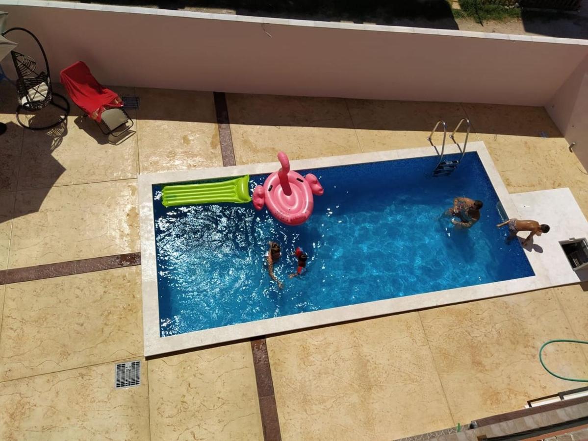 Apartments Maljevic バール エクステリア 写真
