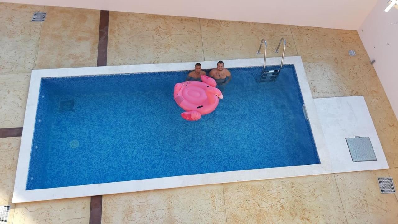 Apartments Maljevic バール エクステリア 写真