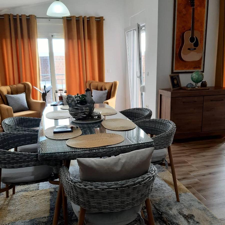Apartments Maljevic バール エクステリア 写真